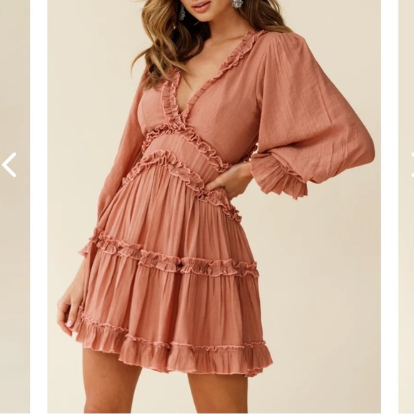 Saints + Secrets Selfie Leslie Laney Long Sleeve V-Neck Ruffle Mini Dress - Picture 4 of 11